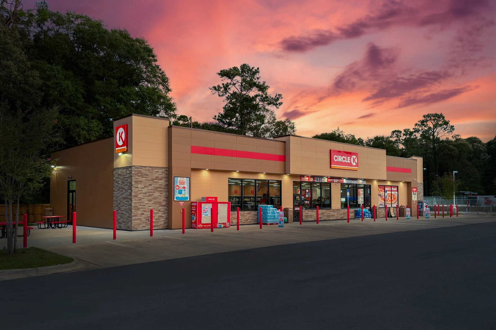Circle K commercial exterior photographed at twilight by J Beard Graphics